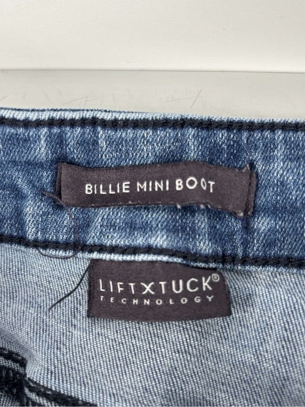 NYDJ. Billie mini bootcut. Size 16 EUC. Lift tuck technology